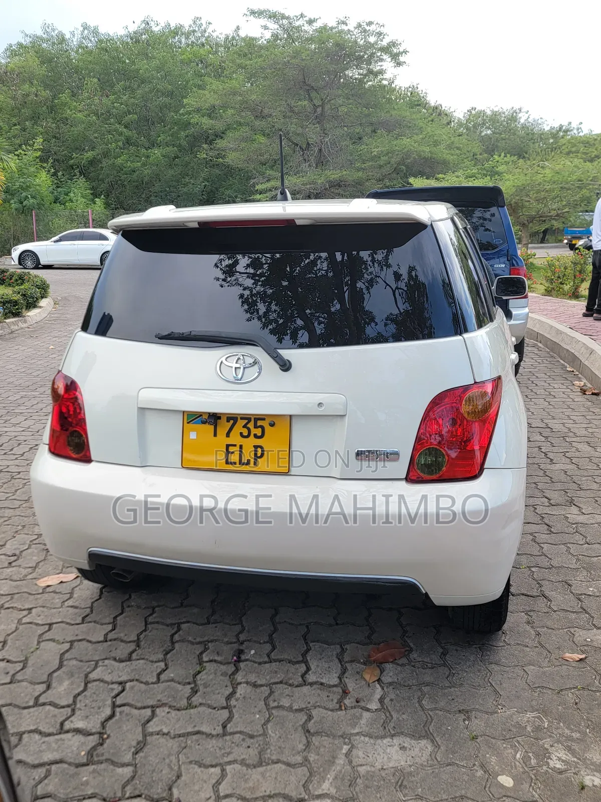Toyota IST 2002 White