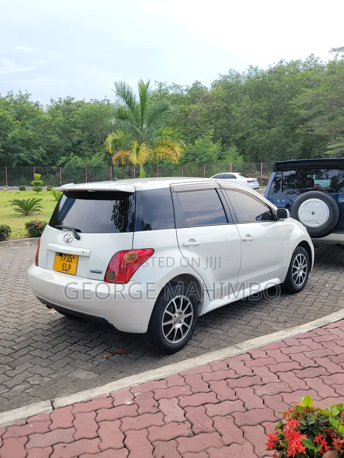 Toyota IST 2002 White