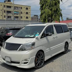Toyota Alphard 2.4 Petrol AWD 2005 White