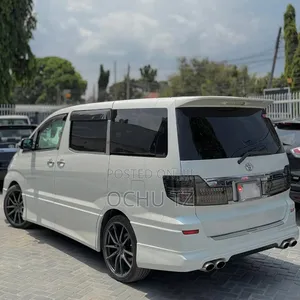 Toyota Alphard 2.4 Petrol AWD 2005 White