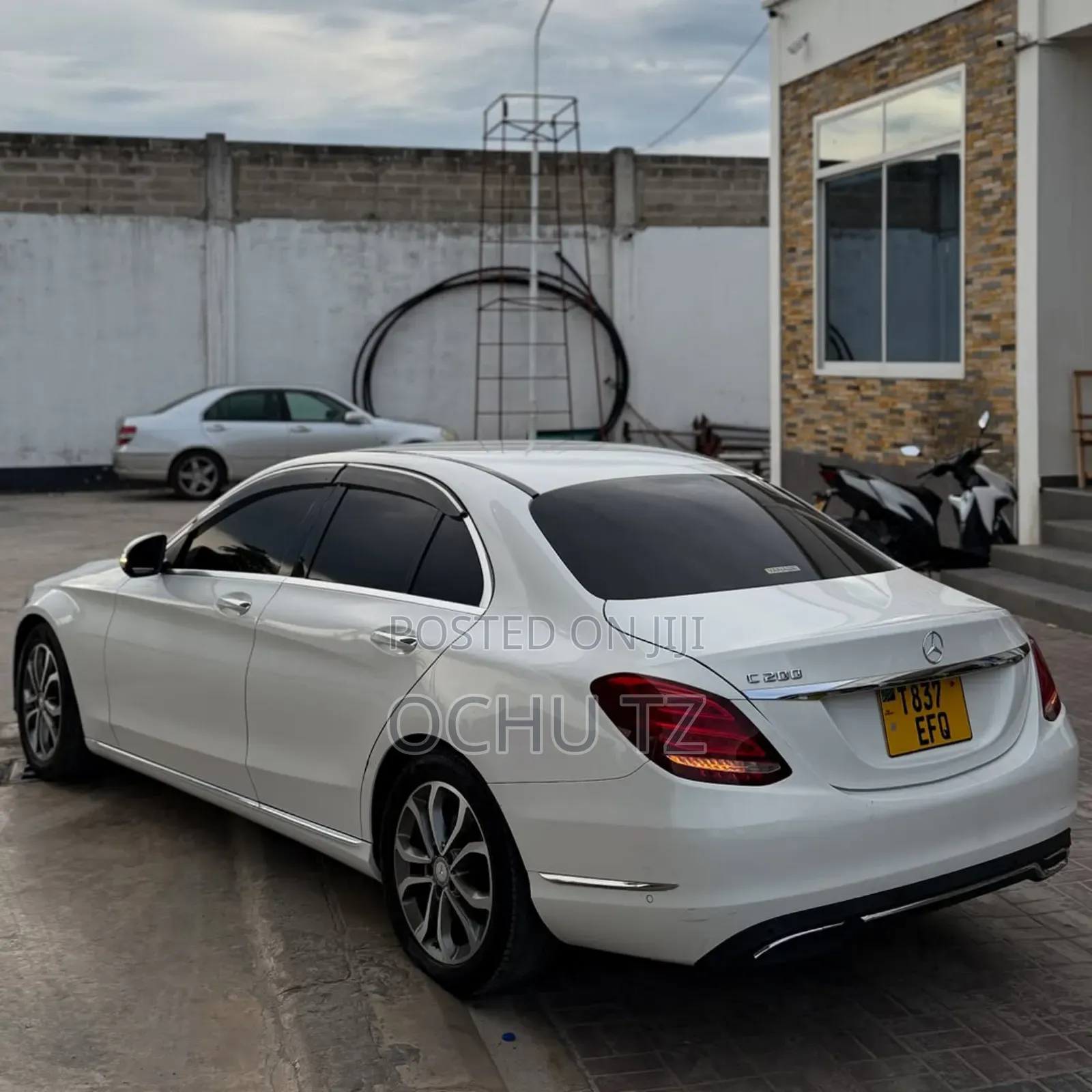 Mercedes-Benz C200 2014 White