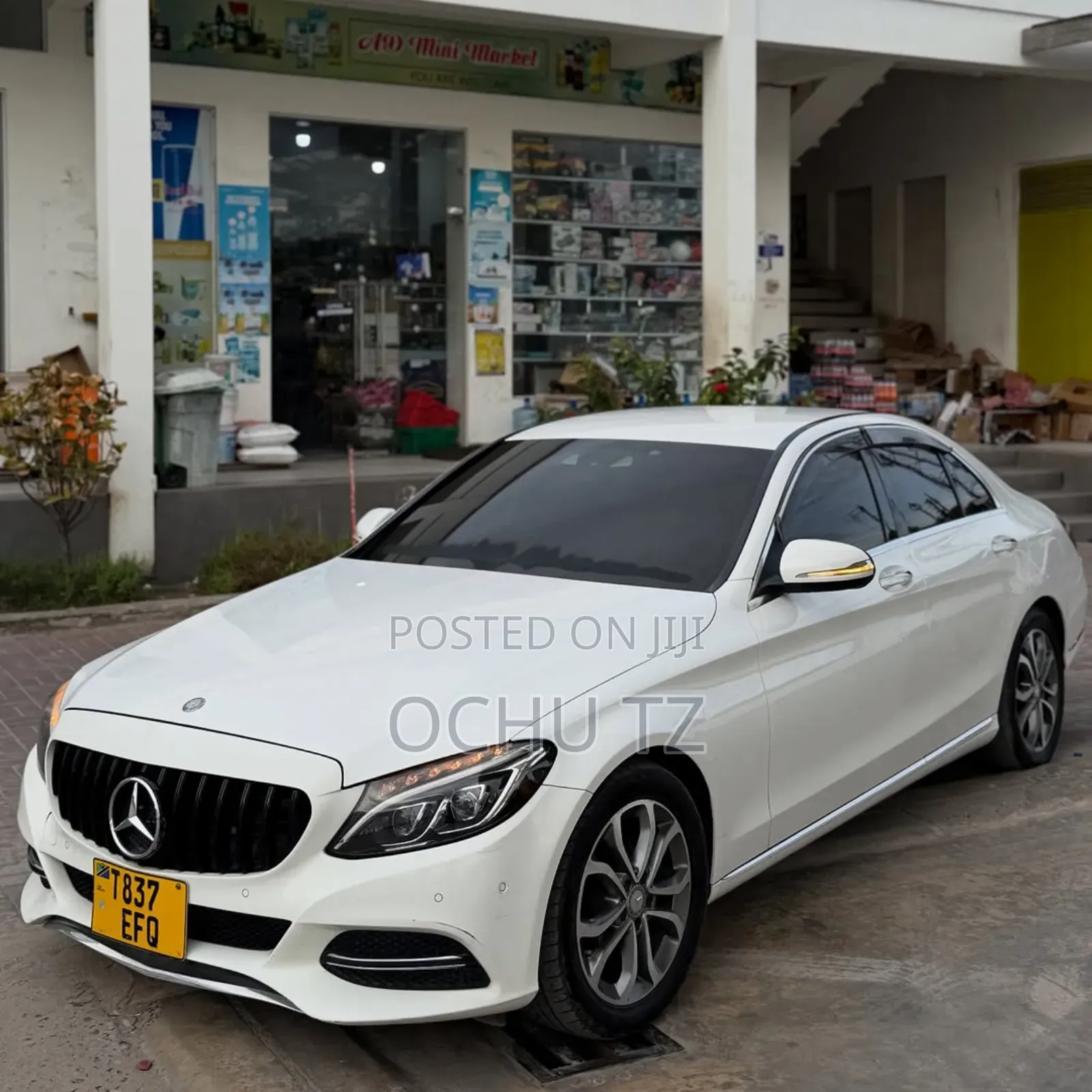 Mercedes-Benz C200 2014 White
