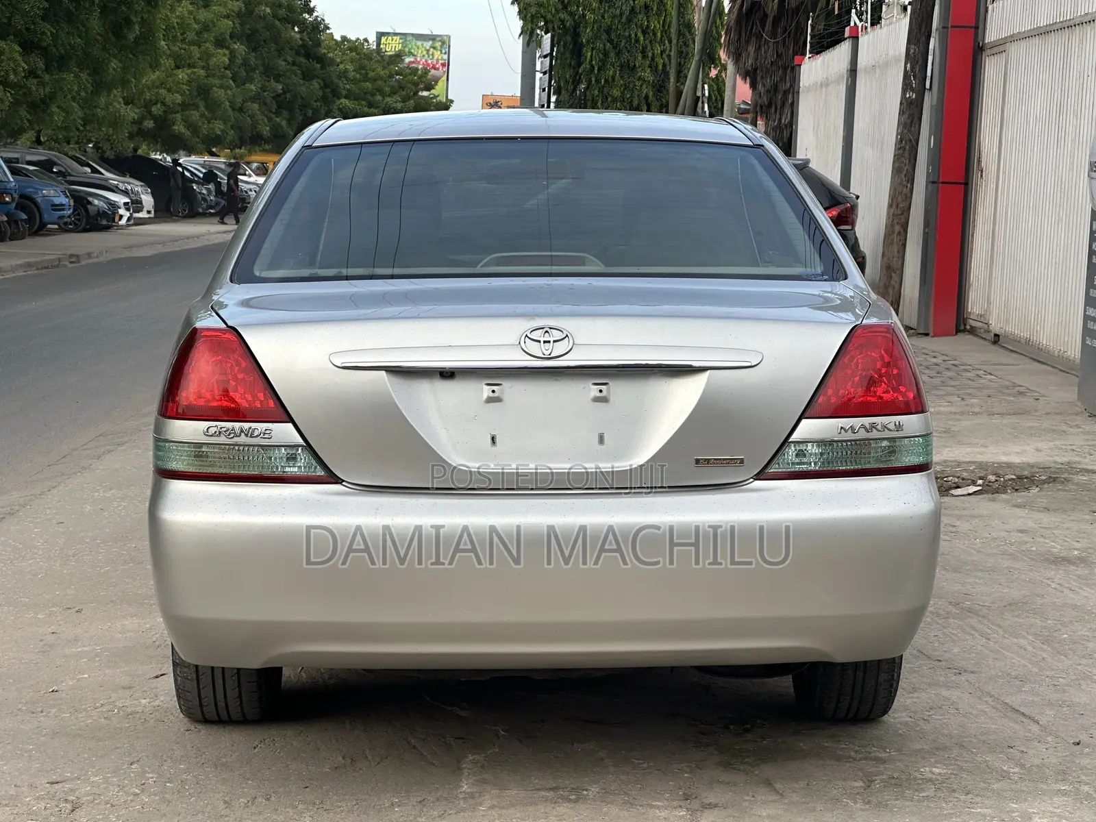Toyota Mark II 2004 Silver