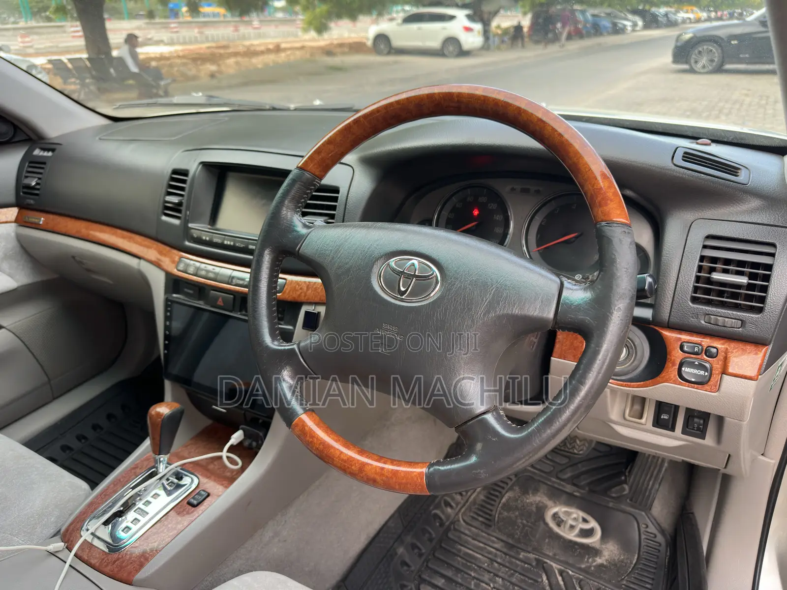 Toyota Mark II 2004 Silver