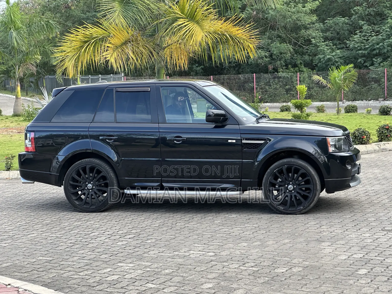 Land Rover Range Rover Sport 2012 Black