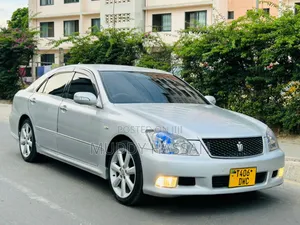 Toyota Crown 2006 Silver