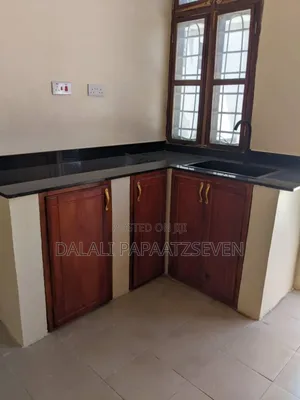 3bdrm House in Dalalipapaatzseven, Bunju for rent