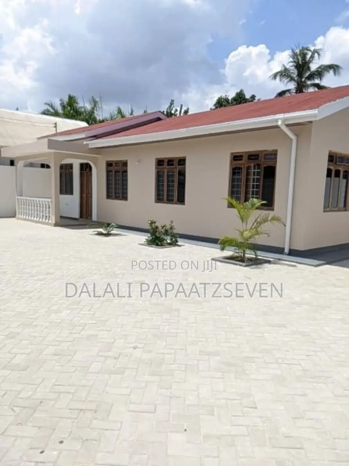 3bdrm House in Dalalipapaatzseven, Bunju for rent