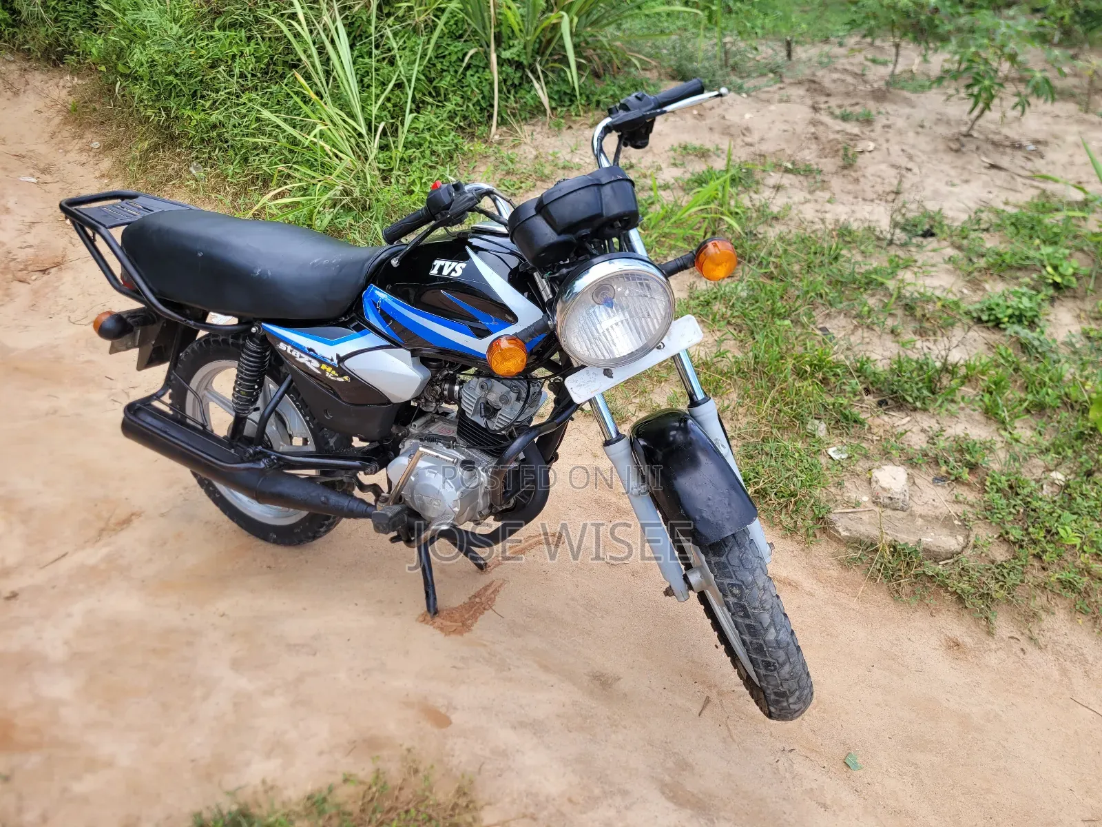 TVS HLX 125 2025 Black