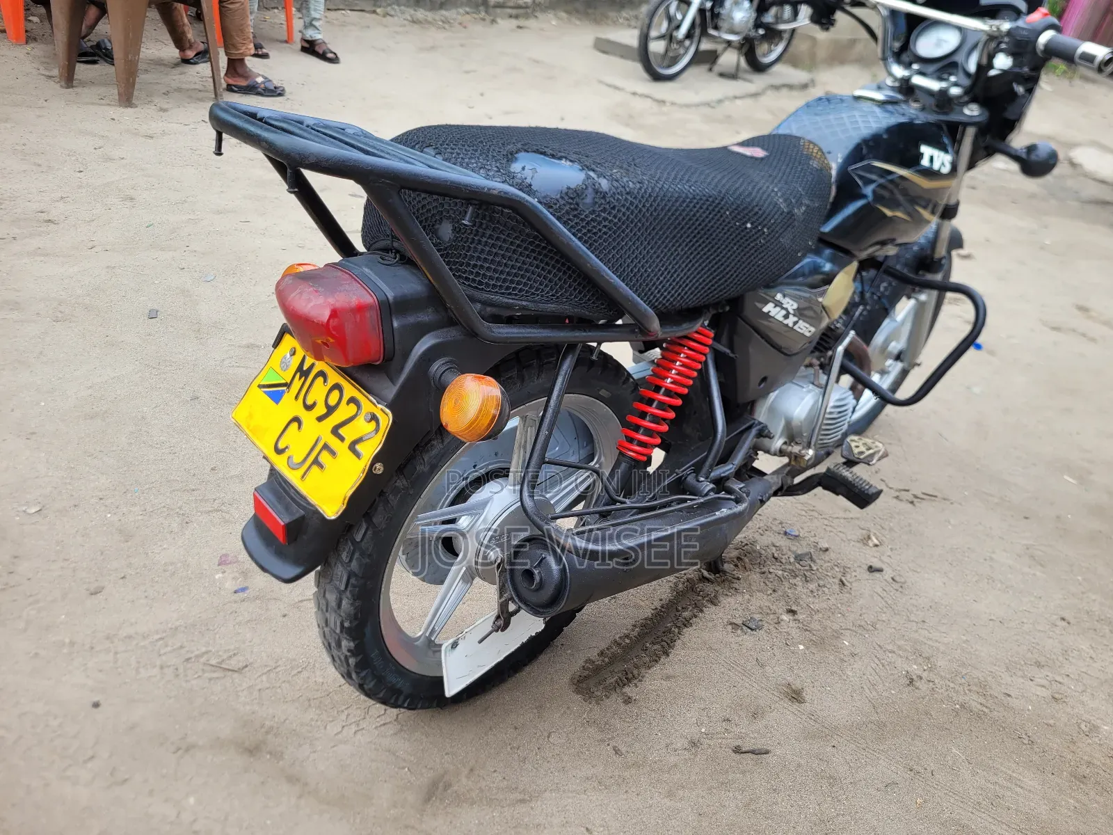 TVS HLX Plus ES 2025 Black