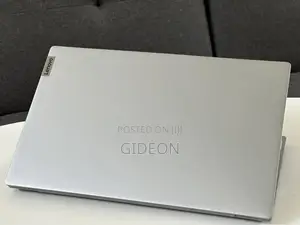 New Laptop Lenovo IdeaPad 520 8GB Intel Core Ultra 5 SSD 512GB