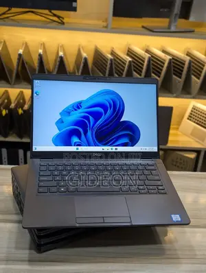 Laptop Dell Latitude 5300 16GB Intel Core I5 SSD 256GB
