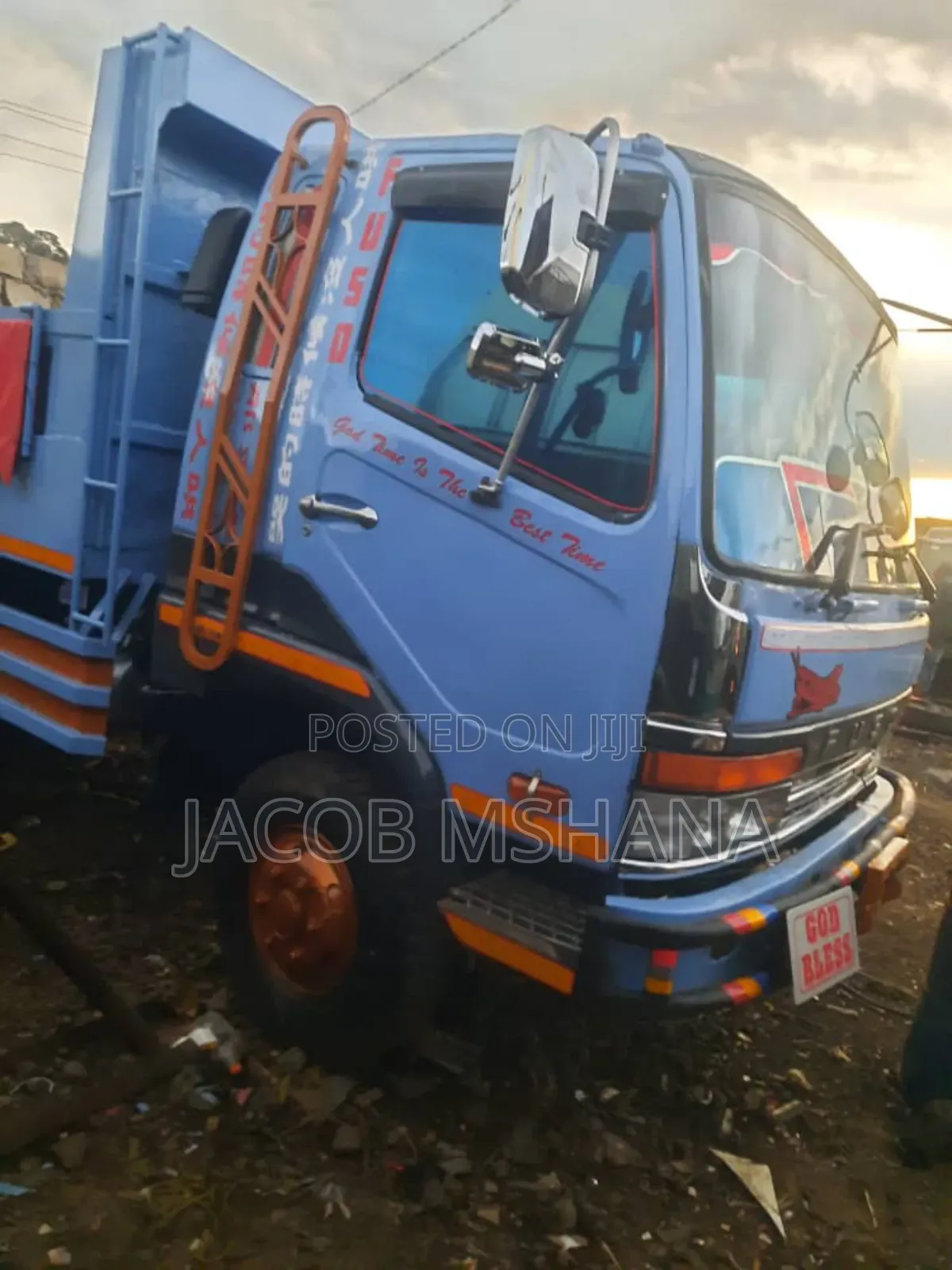 Fuso Tipa Engine 17