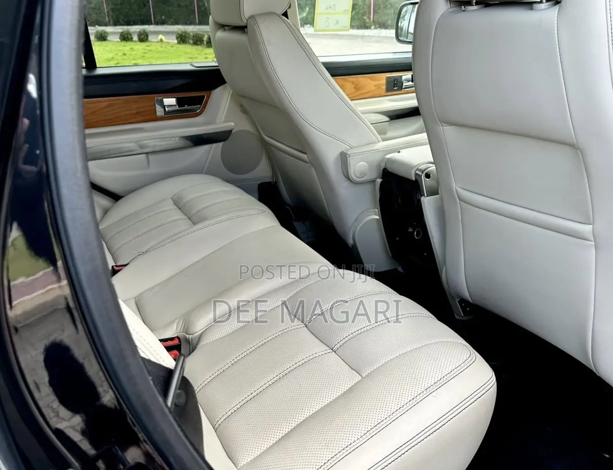 Land Rover Range Rover Sport 2012 Black