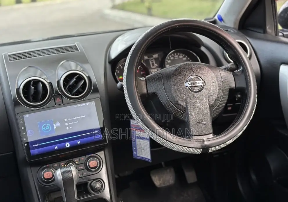 Nissan Dualis 2011 Black