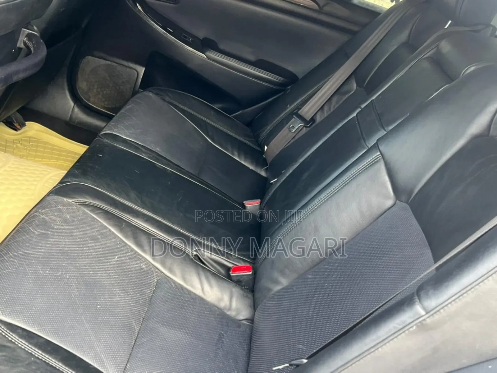 Toyota Crown 2006 White