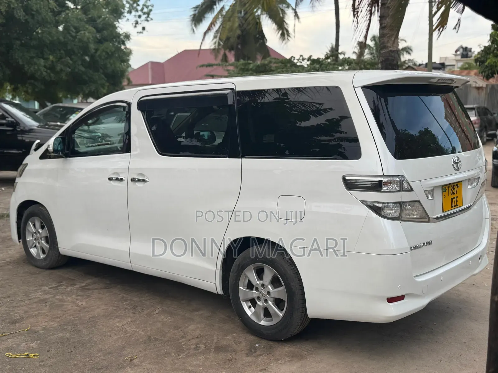 Toyota Vellfire 2018 White