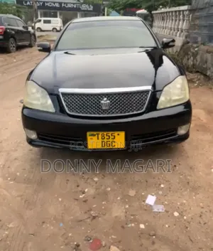 Toyota Crown 2004 Black