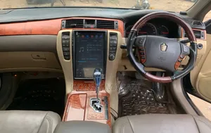 Toyota Crown 2004 Black