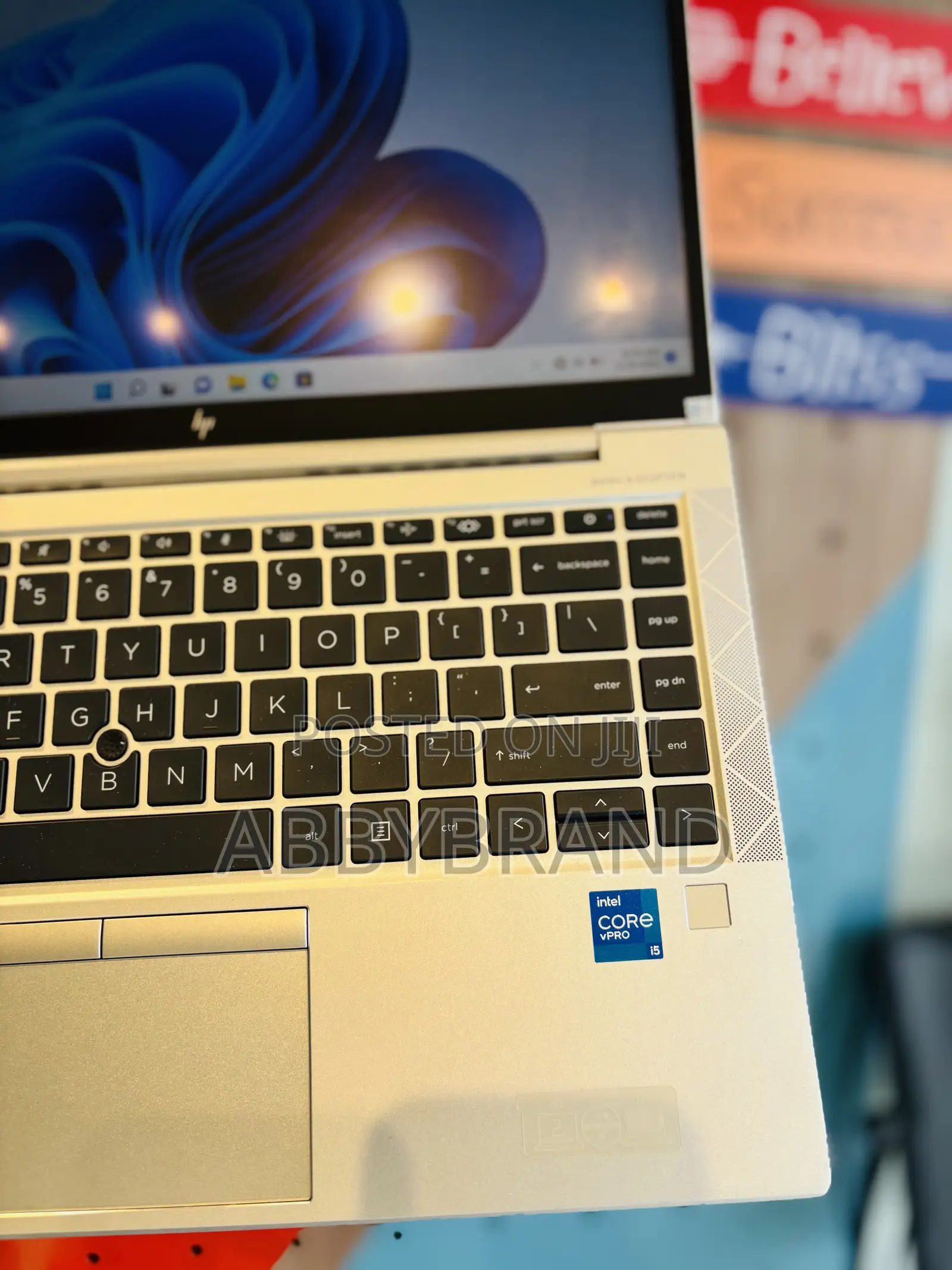 Laptop HP EliteBook 840 G8 16GB Intel Core I5 SSD 256GB