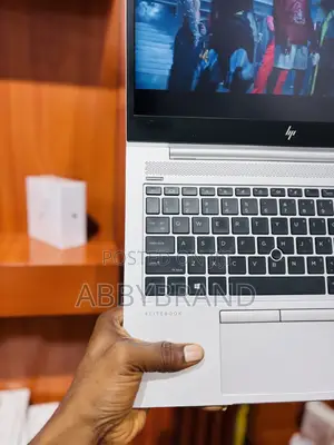 Laptop HP EliteBook 840 G5 8GB Intel Core i5 SSD 256GB