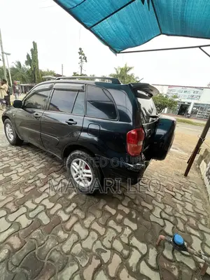 Toyota RAV4 2005 Black