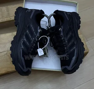 Men's Shoes Vya Leather Materials Vya Goretex Brand