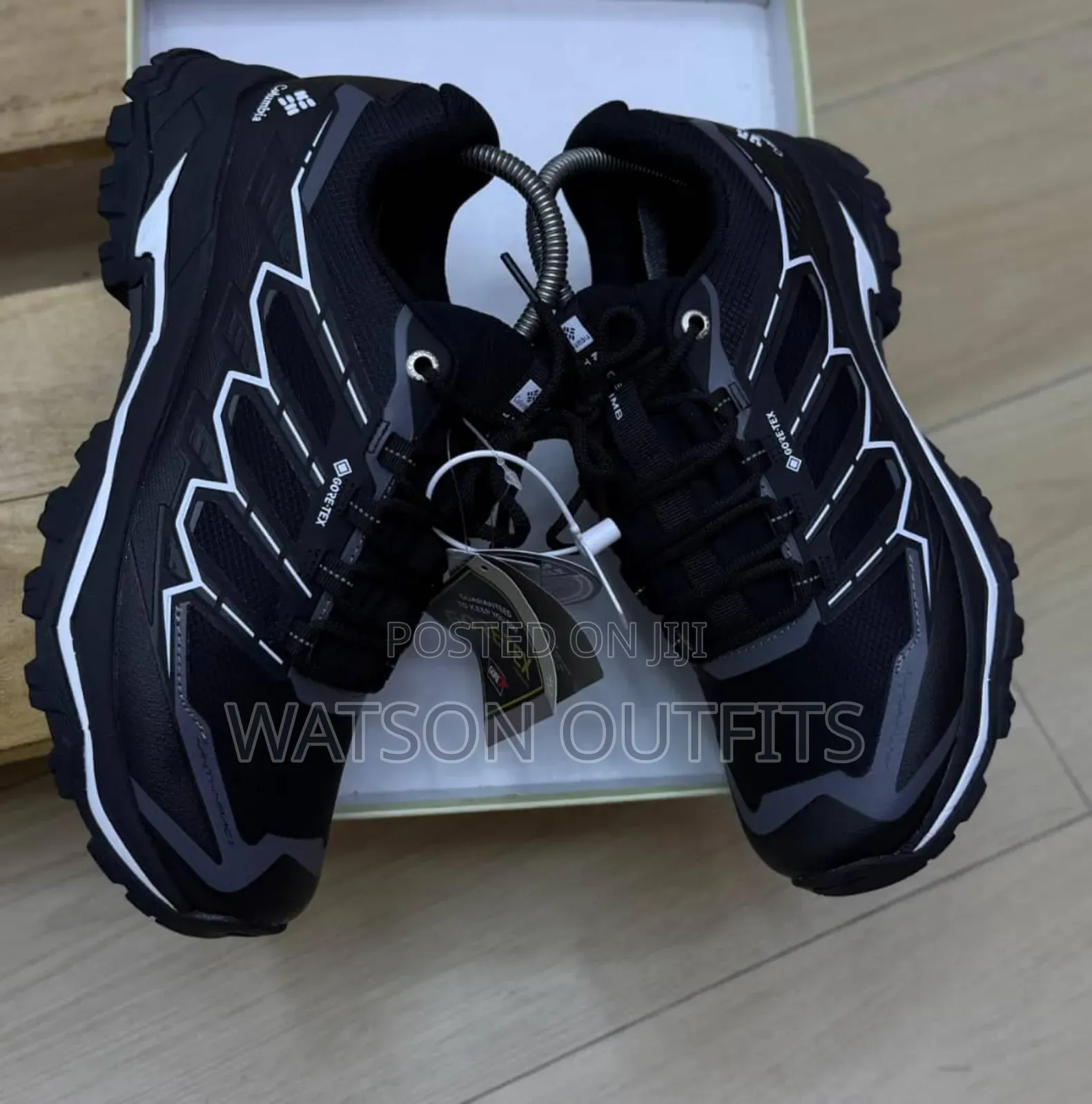 Men's Shoes Vya Leather Materials Vya Goretex Brand