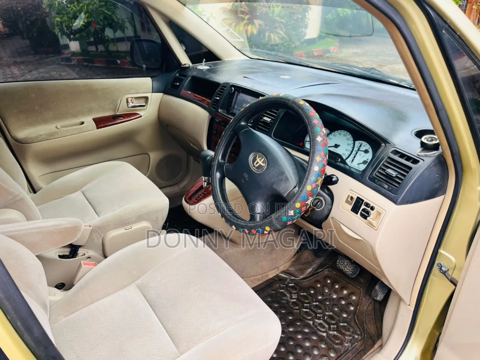 Toyota Corolla Spacio 1.5 X 2006 Gold