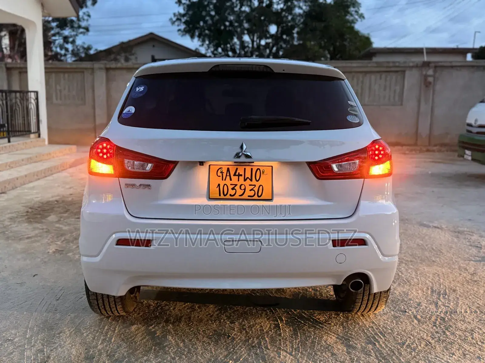 Mitsubishi RVR 2.0 2012 Off white