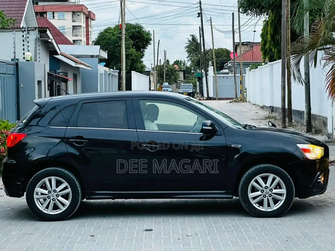 Mitsubishi RVR 2.0 2012 Black