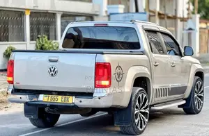 Volkswagen Amarok 2011 Gray