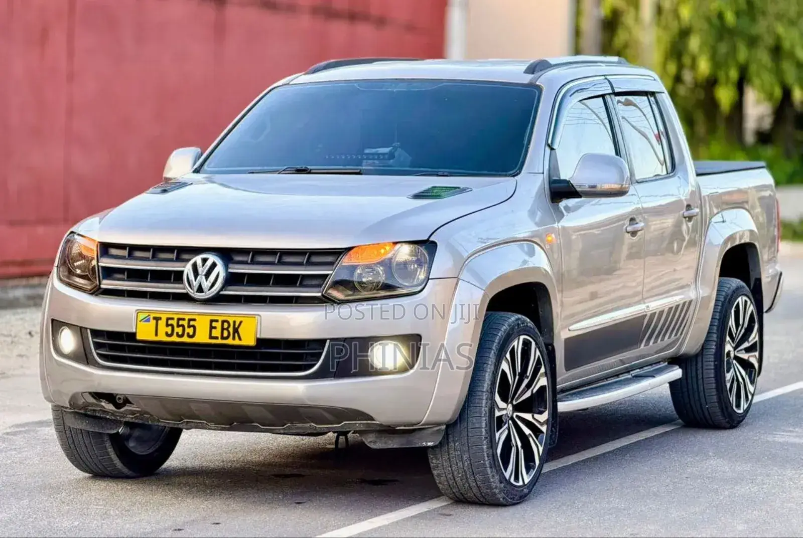 Volkswagen Amarok 2011 Gray