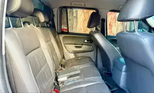 Volkswagen Amarok 2011 Gray