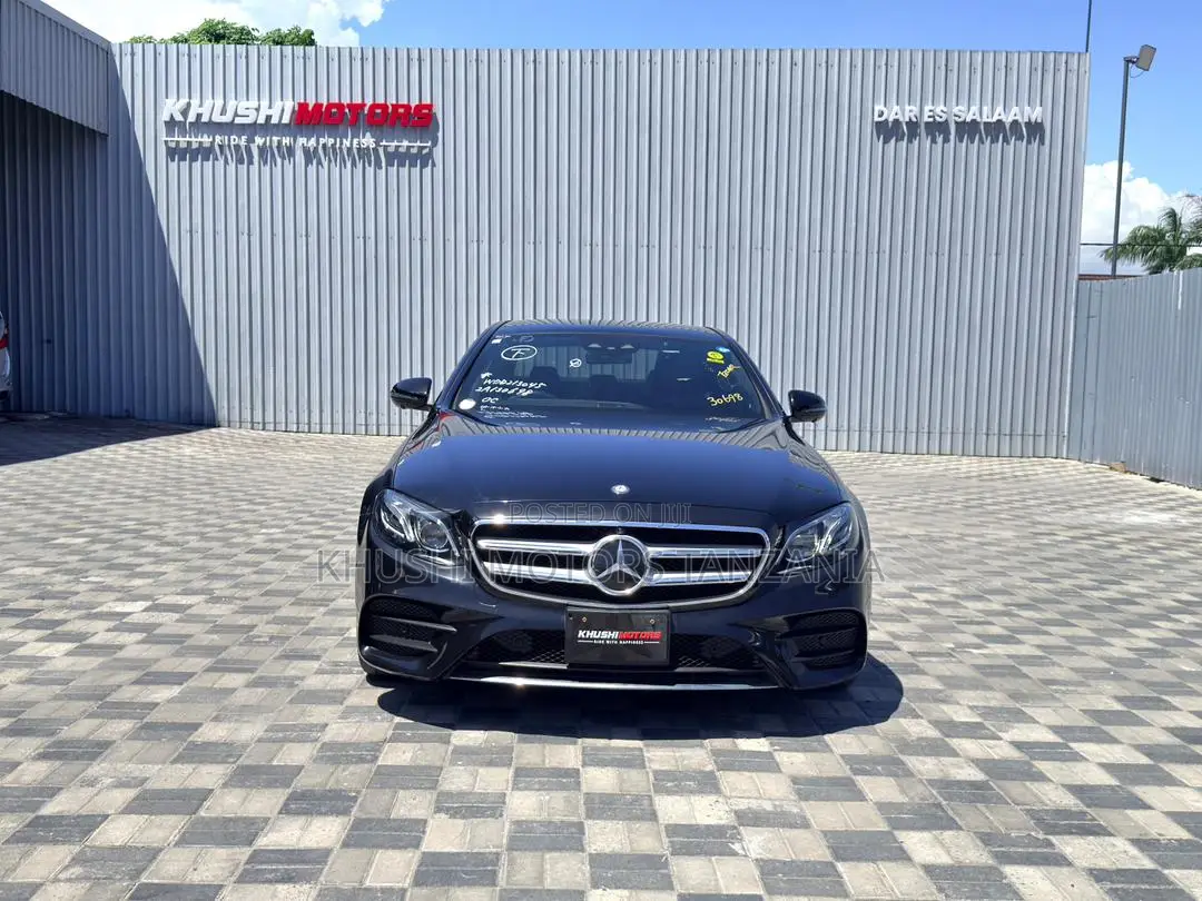 Mercedes-Benz E250 2017 Black