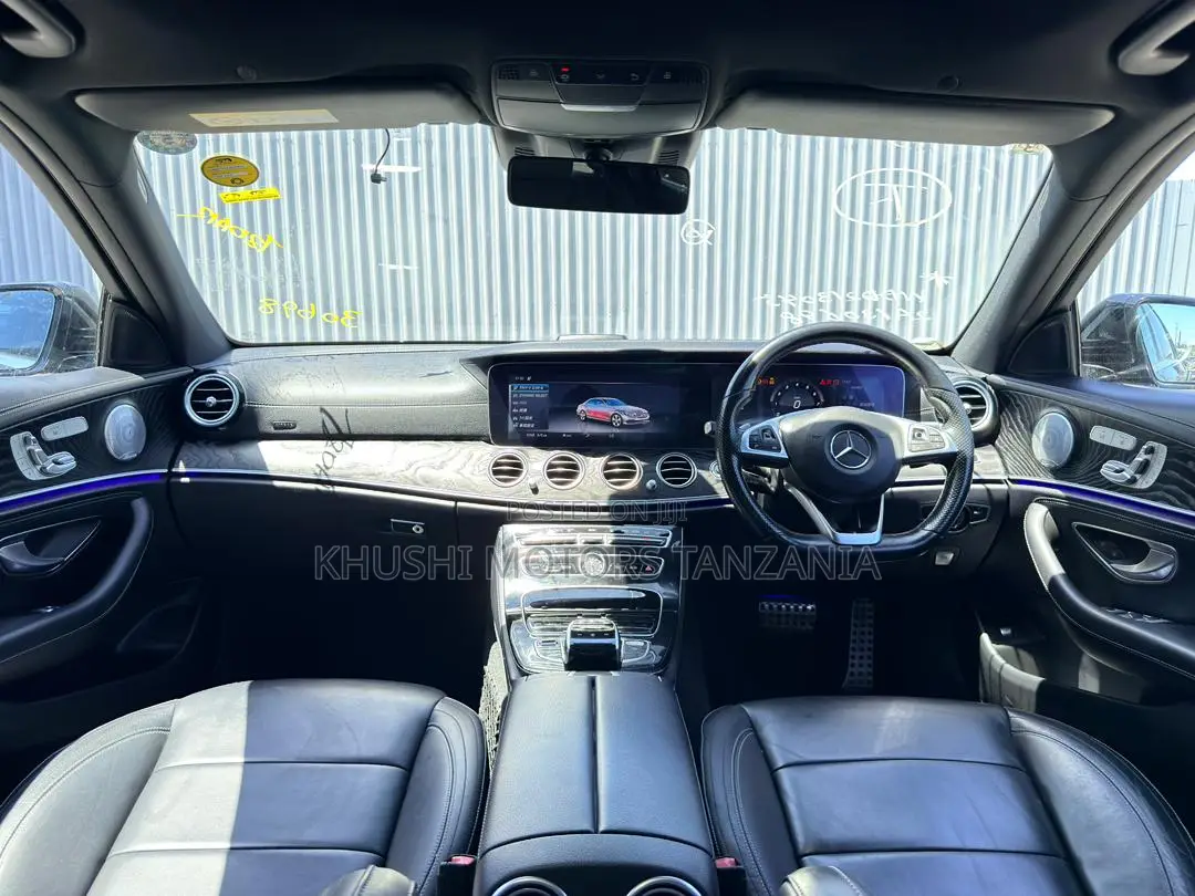 Mercedes-Benz E250 2017 Black