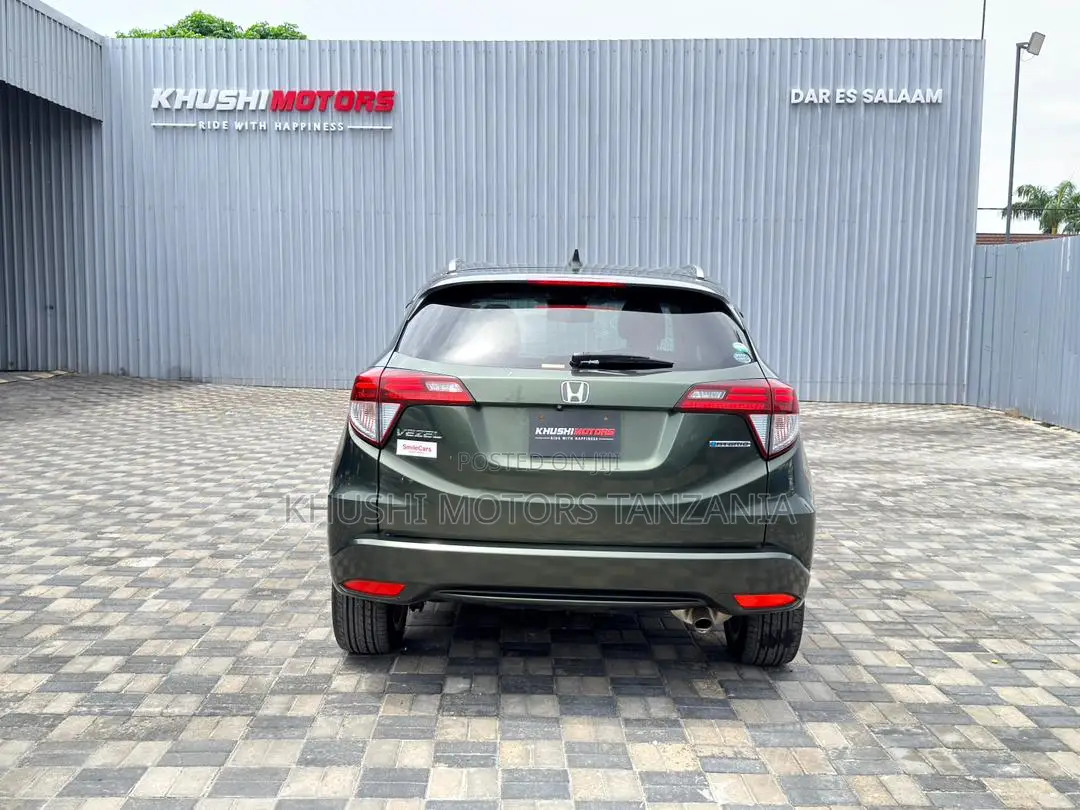 Honda Vezel 2015 Green
