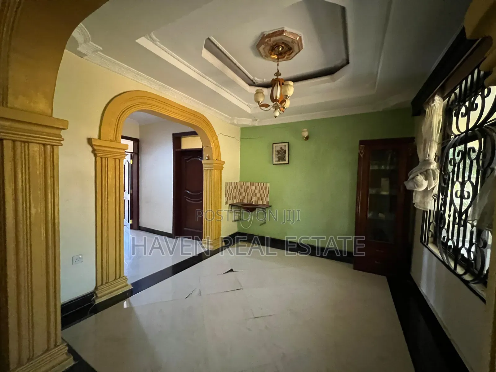 3bdrm House in Goba for sale