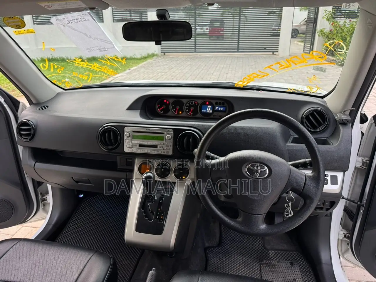 Toyota Corolla Rumion 2008 White