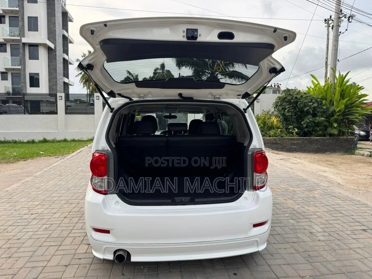 Toyota Corolla Rumion 2008 White