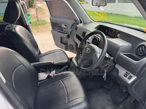 Toyota Corolla Rumion 2008 White