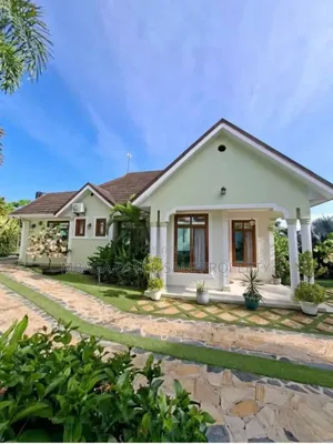 4bdrm House in Goba for rent