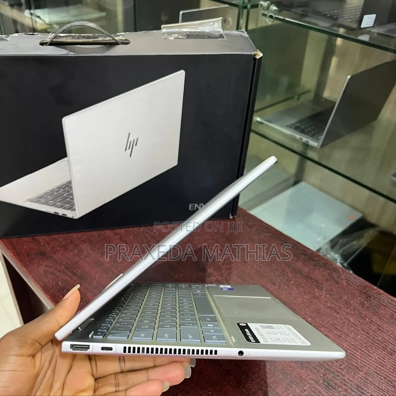 New Laptop HP Envy X360 16GB Intel Core 7 SSD 1T