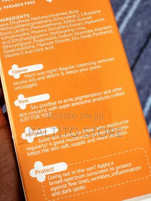 Derma Co 1% Hyaluronic Quick-Absorbing Sunscreen Spray