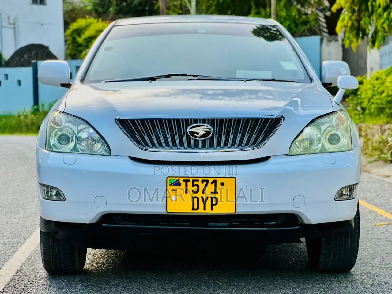 Toyota Harrier 2005 White