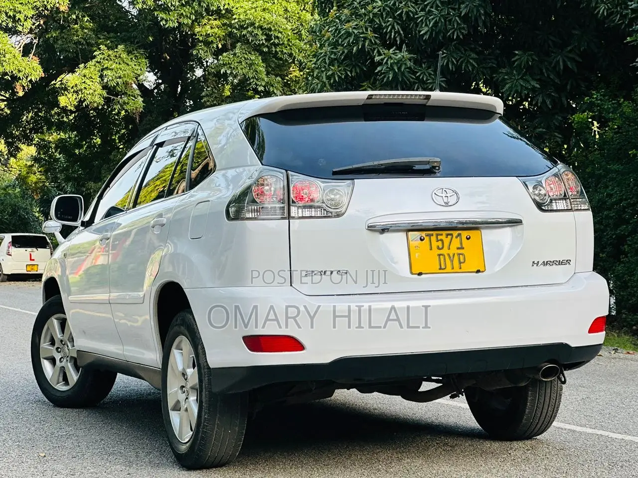 Toyota Harrier 2005 White