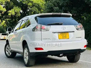 Toyota Harrier 2005 White