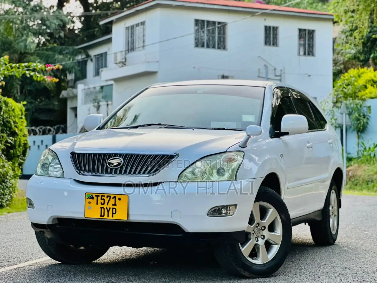 Toyota Harrier 2005 White