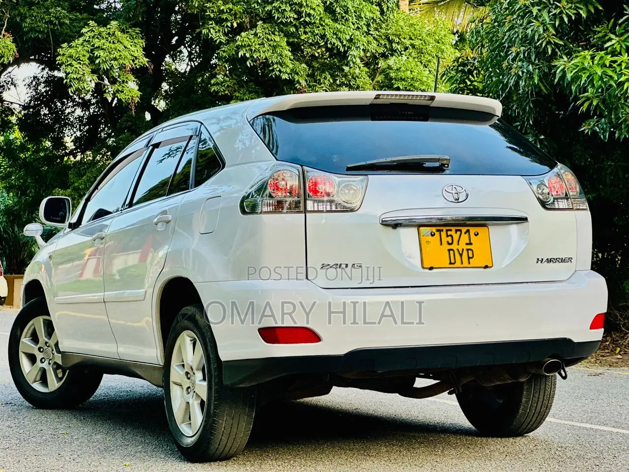 Toyota Harrier 2005 White