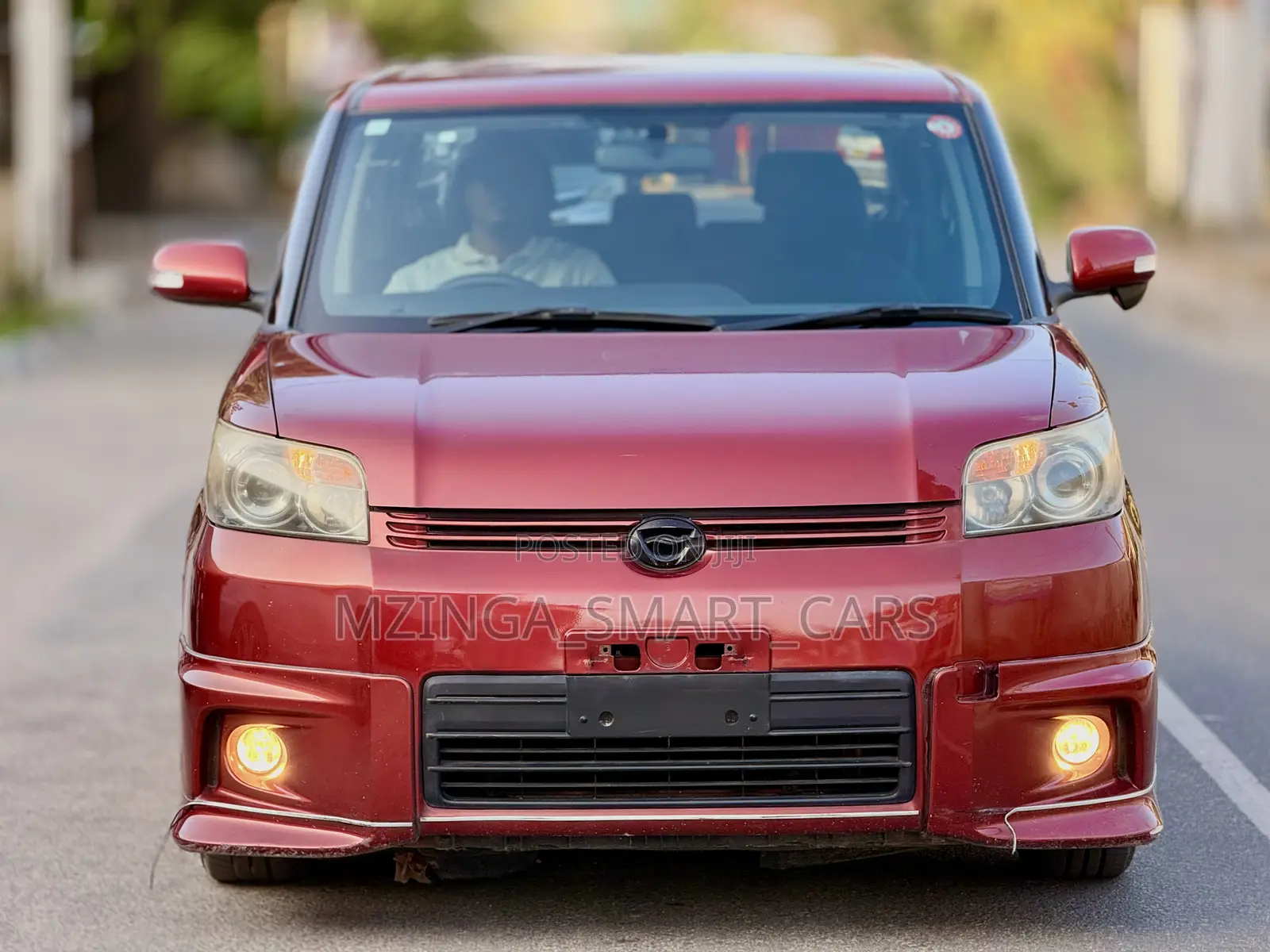 Toyota Corolla Rumion Hatchback 1.5 FWD 2010 Maroon